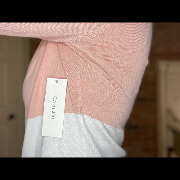 NWT Pink Calvin Klein Turtleneck Sweater Size M - Picture 4 of 7